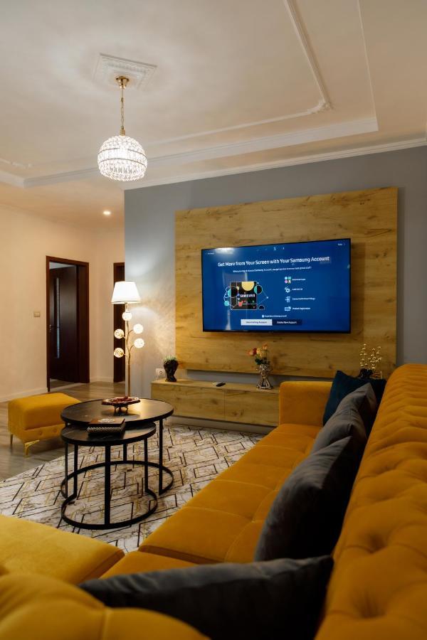 The Luxe Apartments Gjirokastër Exterior foto